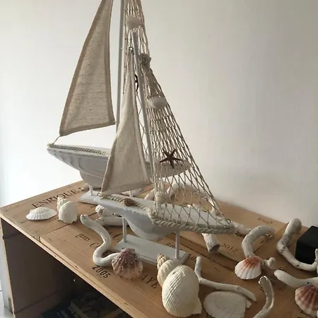 Apartment Love Time